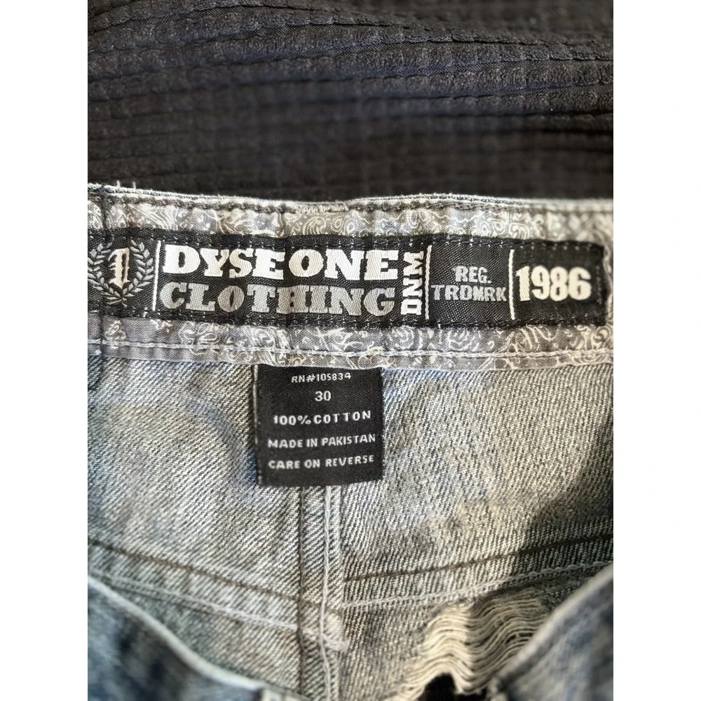 Dyse One Y2K Denim Shorts Distressed Paint Graphic Car Skate Baggy Sz30 Mid Rise